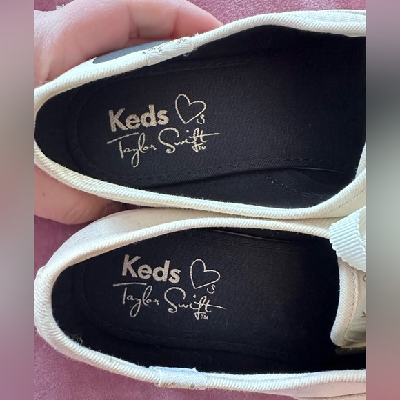 Taylor Swift Keds Canvas Sneakers with Cat Design- Limited Edition - Picture 5 of 9